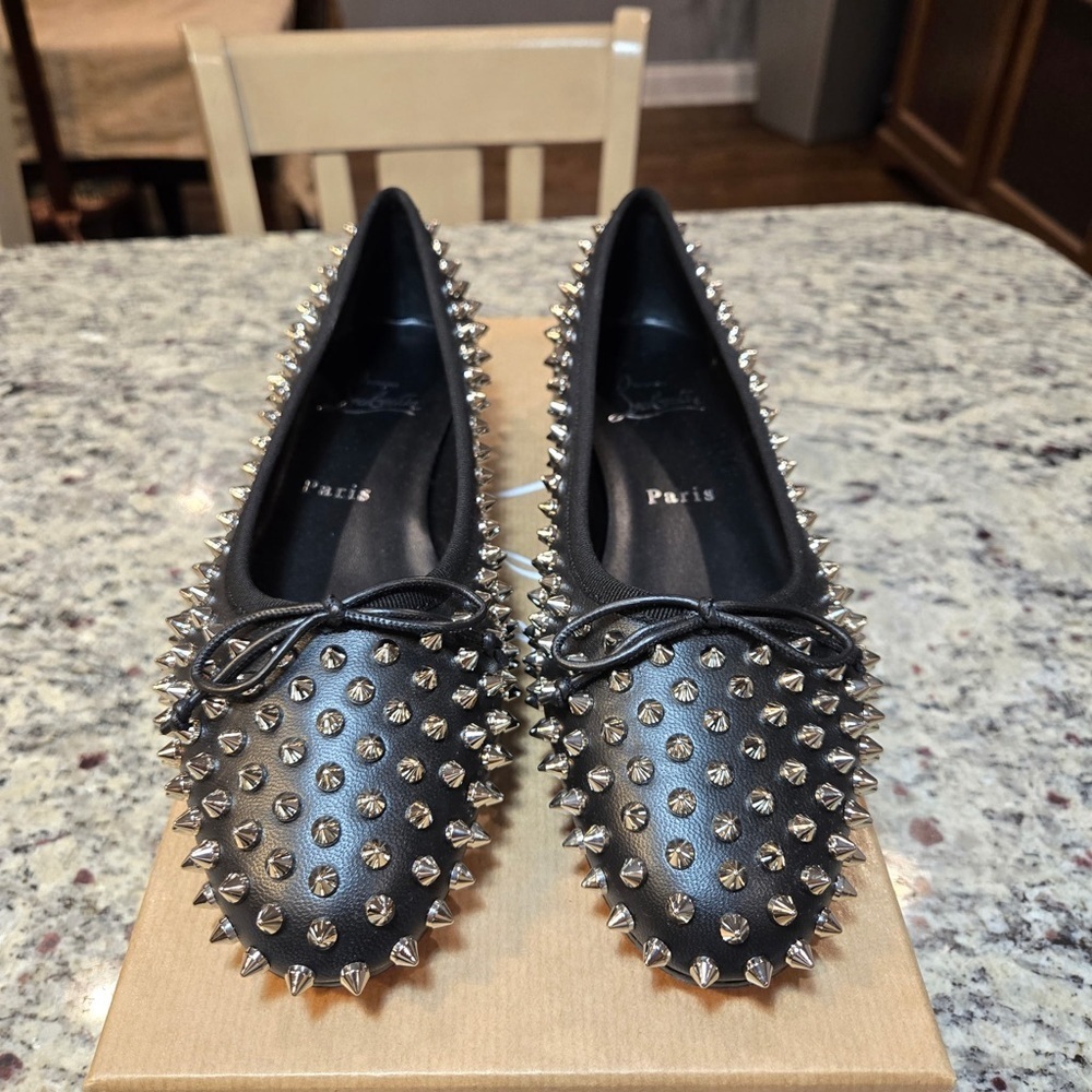 NEW Christian Louboutin Sweetie Jane Spikes Black Studded Flats Size 37 - Picture 4 of 13